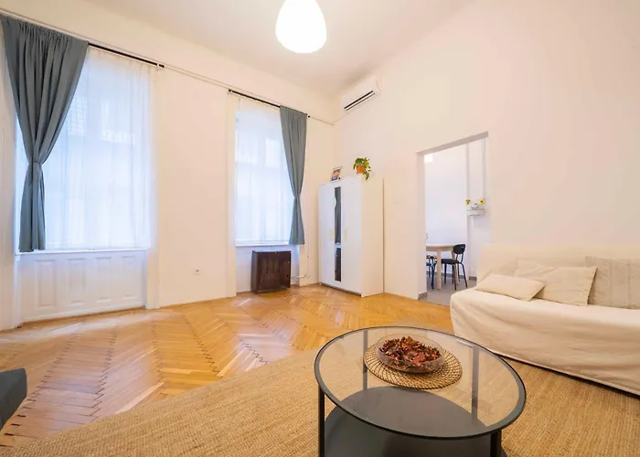 Apartmán In Centre A16 *