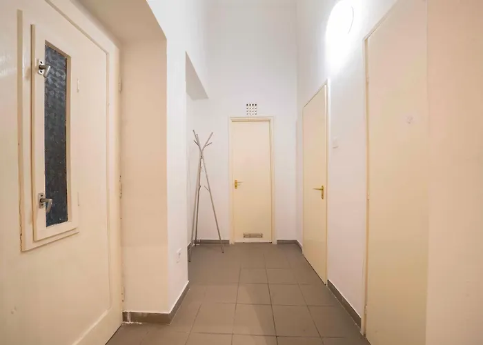 In Centre A16 Apartmán *