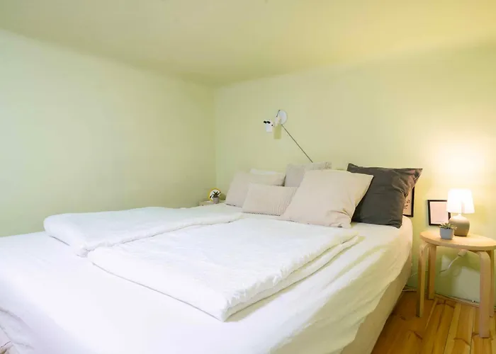 In Centre A16 Apartment